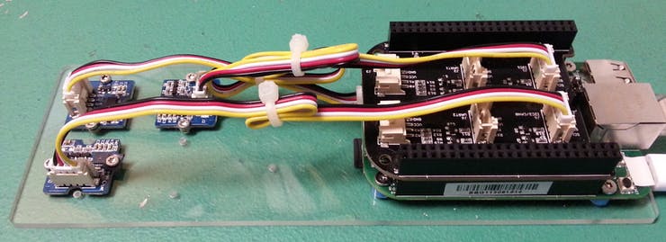 The gyro (front left) connected to the remaining i2c (i2c-2) Grove Cape connector.